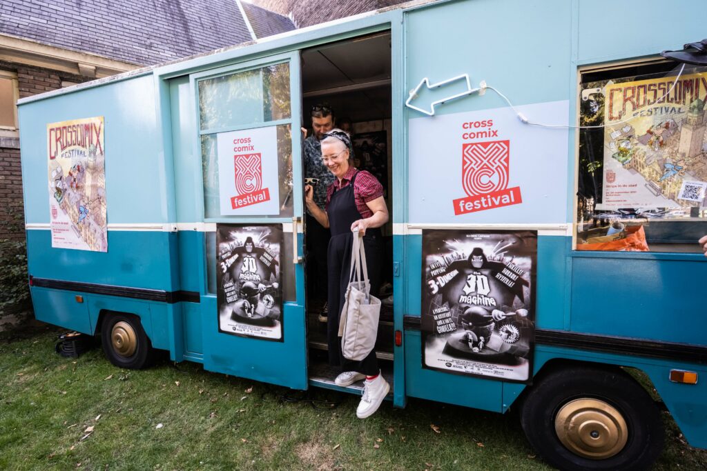 De Cross Comix Filmwagen (foto: Hans Tak)