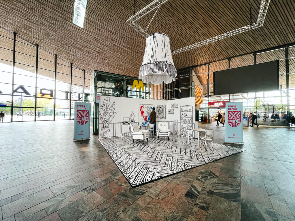 Tim Mulder aan het werk op Rotterdam Centraal