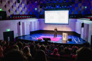 De Doelen, Jurriaanse Zaal (Michelle Urbiztondo)